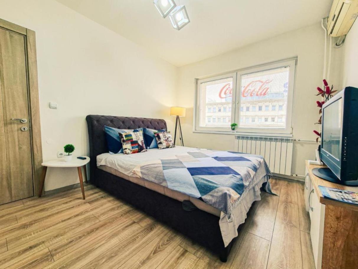 Rooftop Apartment At Mainsquare Скопье Экстерьер фото