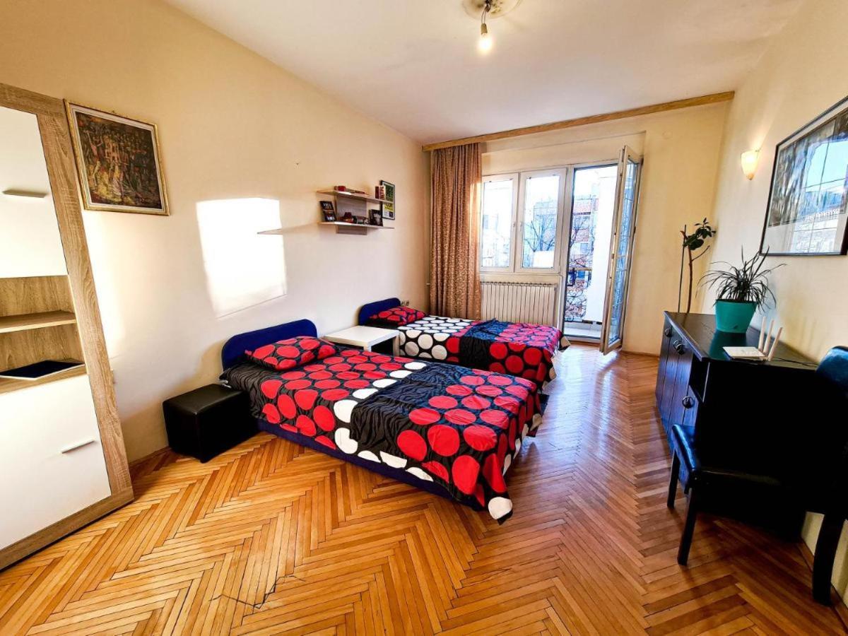 Rooftop Apartment At Mainsquare Скопье Экстерьер фото